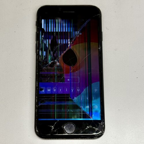 【修理事例】iPhone SE（第3世代）液晶破損・タッチ不良（ゴーストタッチ発生）の修理対応