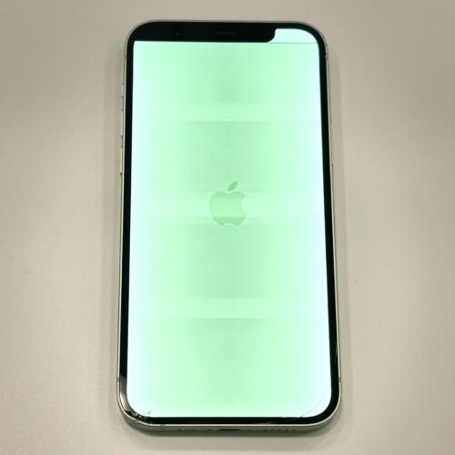 【修理事例】滋賀県大津市よりiPhone 12の画面が緑になる症状でご来店｜画面交換とバッテリー交換